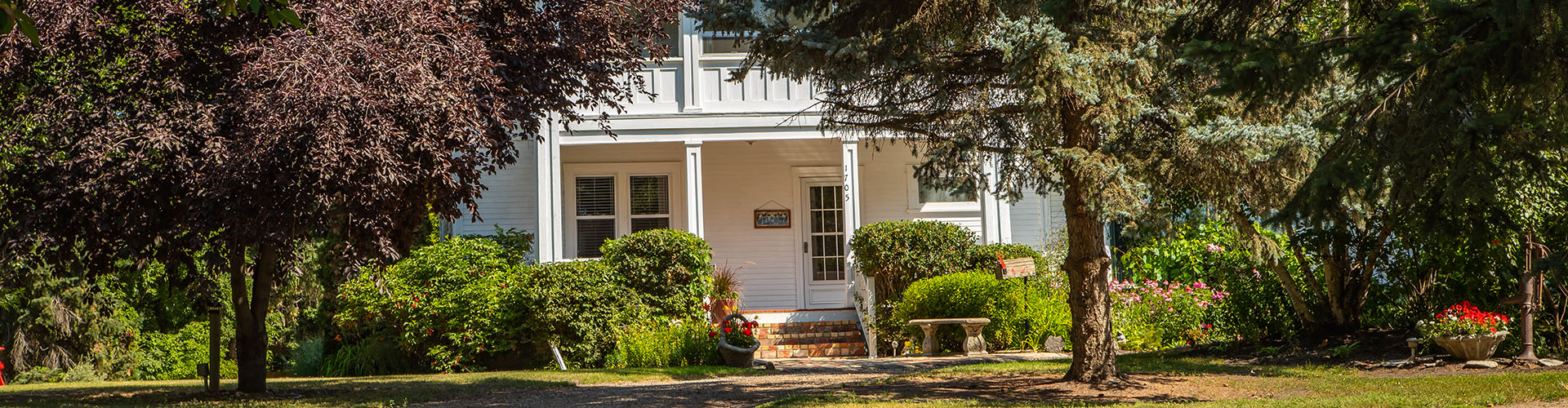 White House Bed & Breakfast, Brandon, Manitoba